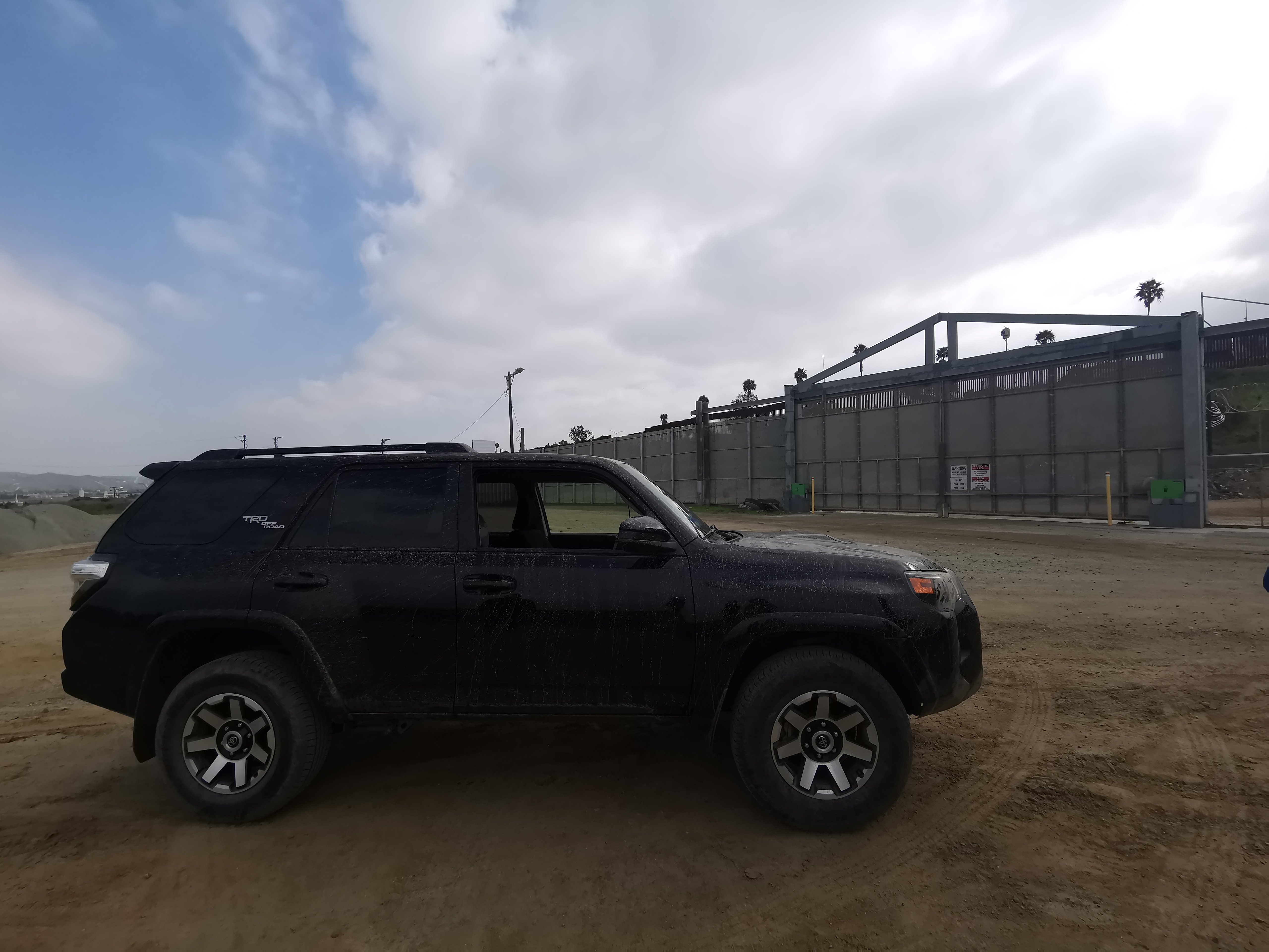 丰田超霸4runner隐藏功能,丰田超霸4runner越野和牧马人