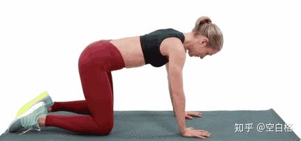 可以改善肋骨外翻的动作,帮助肋骨外翻