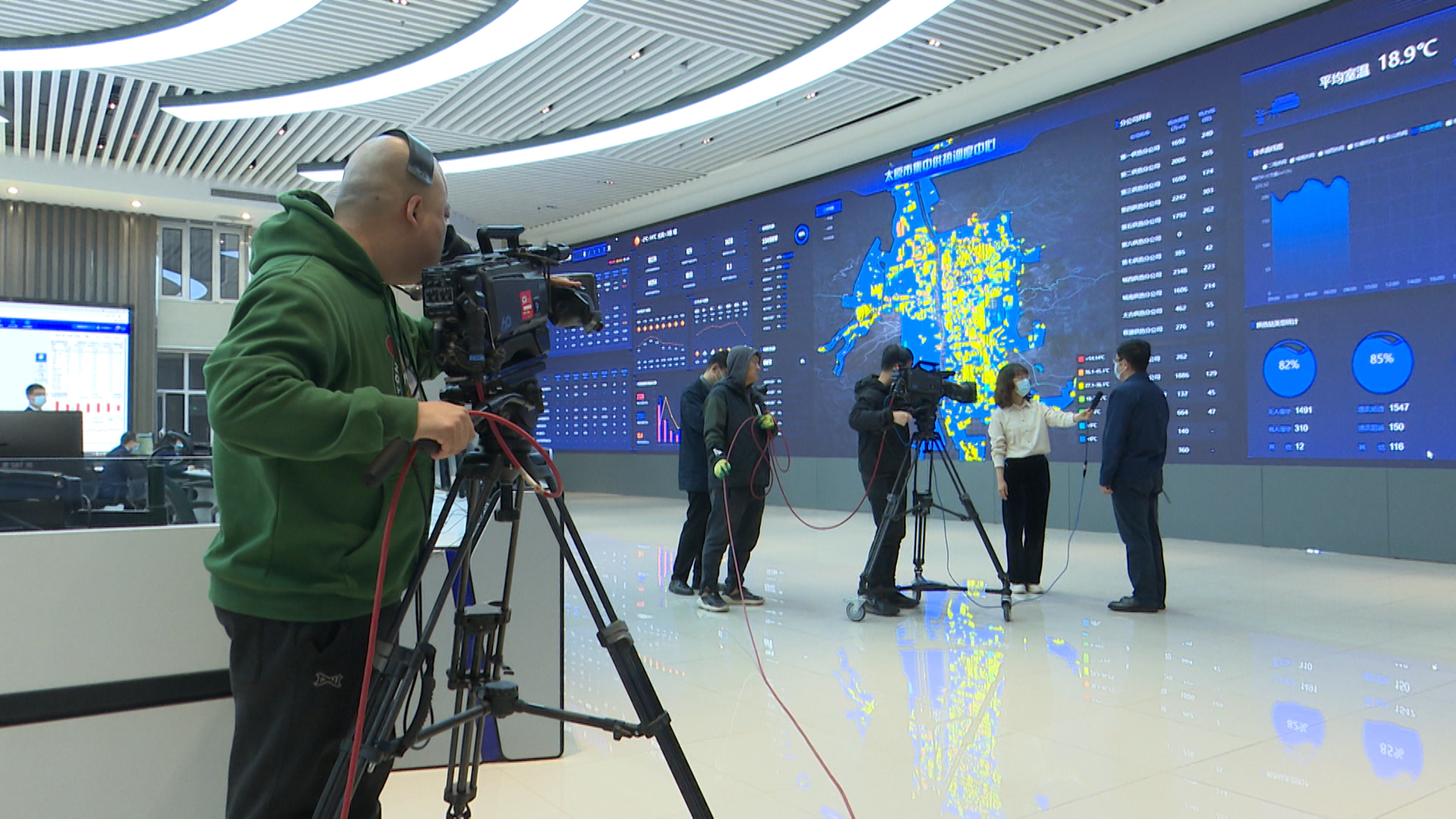 承担社会责任传播青春正能量,传递正能量担当社会责任