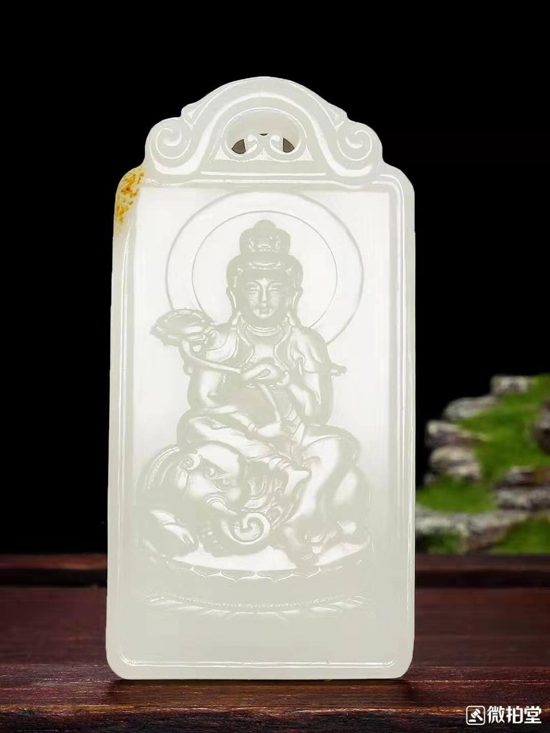 如何鉴别极具收藏价值的和田玉籽料？了解这些对您有帮助