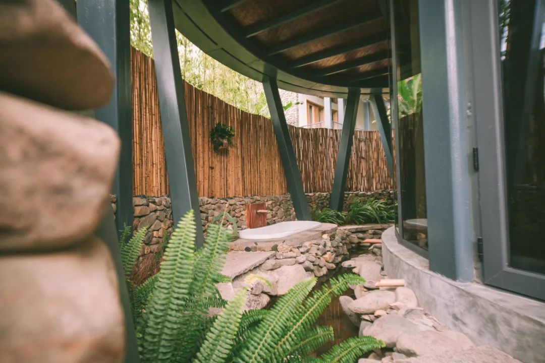 巴厘岛绿野仙踪,巴厘岛住进星空顶梦幻蘑菇屋