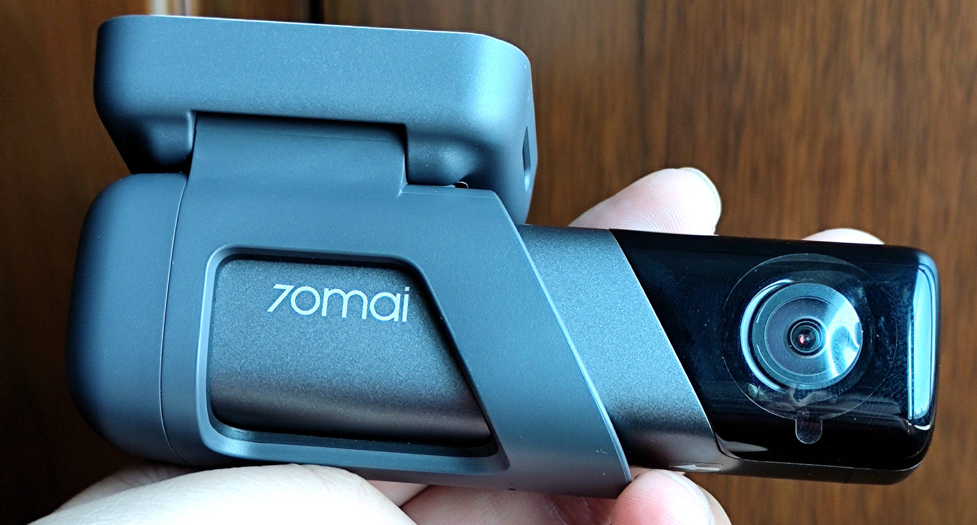 70迈智能行车记录仪后车摄像头,70迈智能记录仪停车监控功能