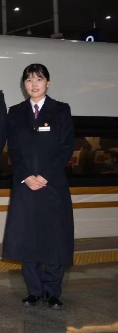 只要上班够土下班就没人认出,只要上班够土下班就认不出来