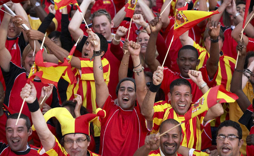 西班牙旅游签证可以去法国吗,西班牙旅游签证说英语吗