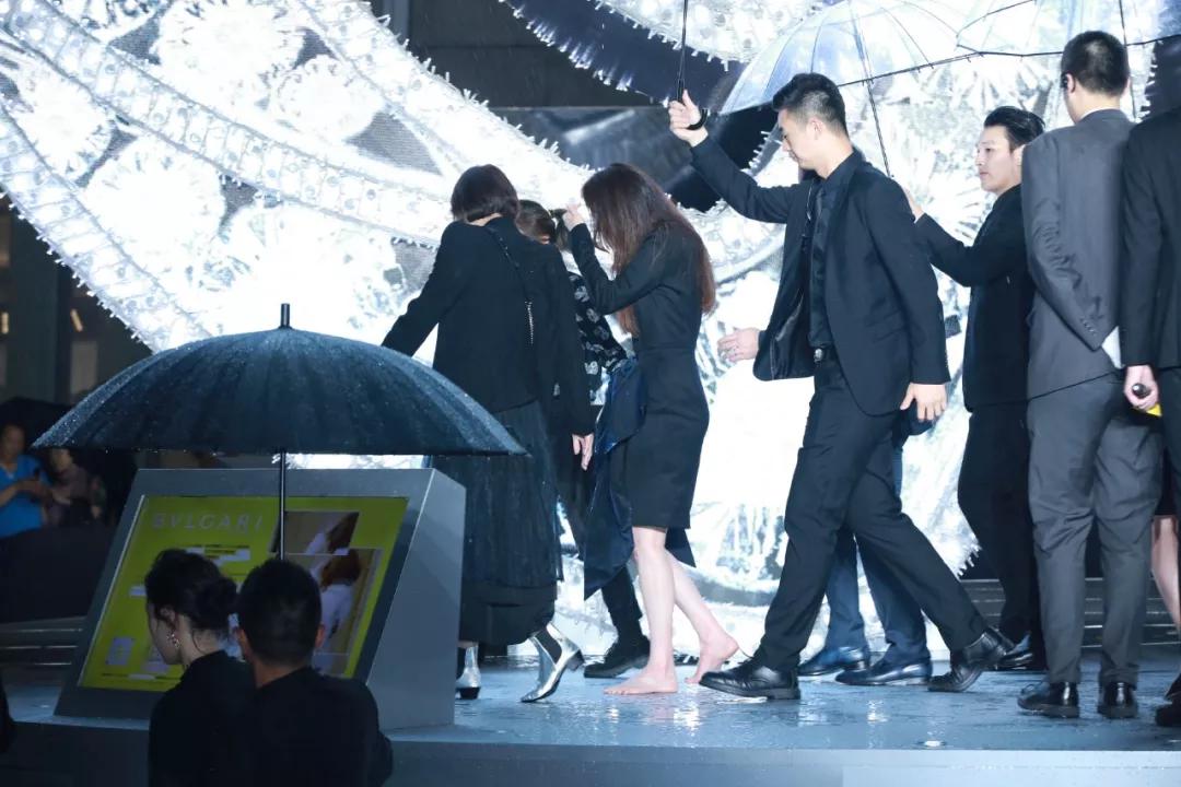 见康|舒淇摔得好惨，处理摔倒谨记“RICE原则”