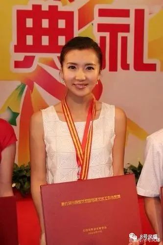 做一个万人迷的人好不好,每天起来要努力变成万人迷