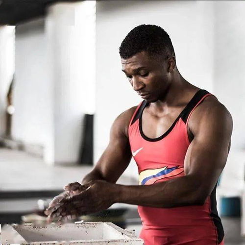 举重感动到哭的视频,举重运动员哭