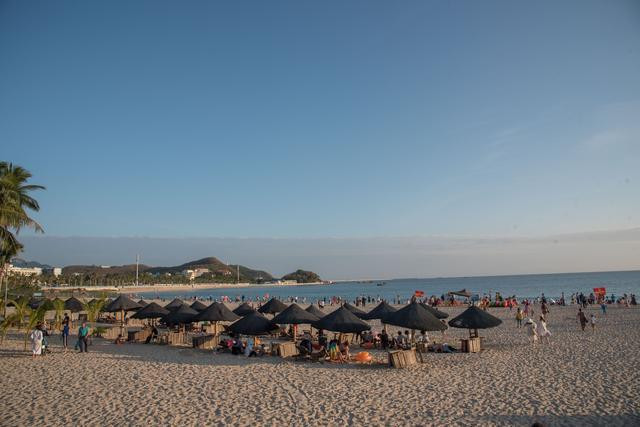 三亚哪里的海景最美,三亚的海边夜景真的很美