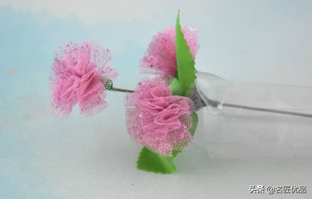 母亲节手工康乃馨简单又漂亮,母亲节适合给妈妈做的康乃馨手工