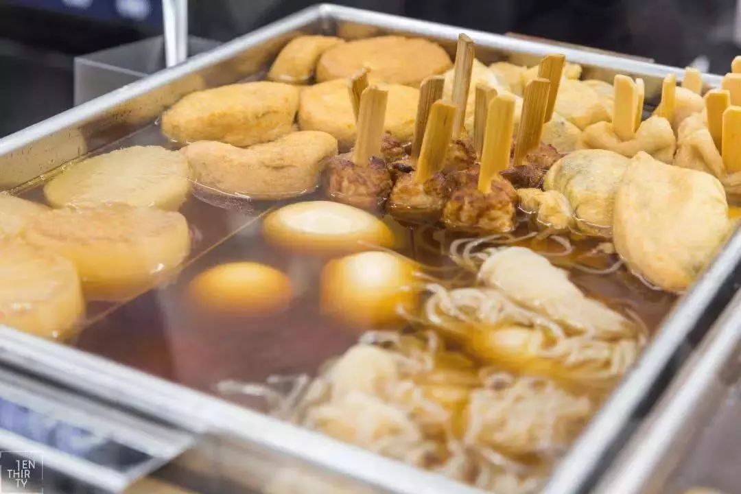 罗森/711两大便利店，谁才是大学生的终极之选？—以武汉财大为例