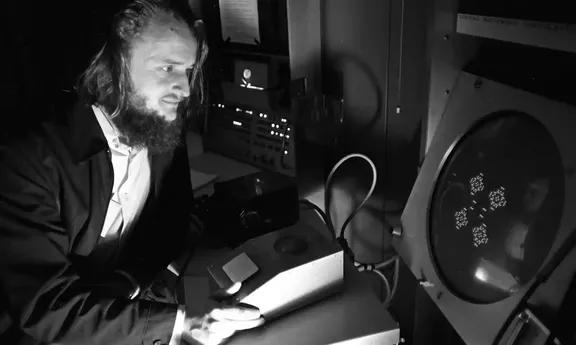 生命游戏之父是什么,生命游戏的发明者康威