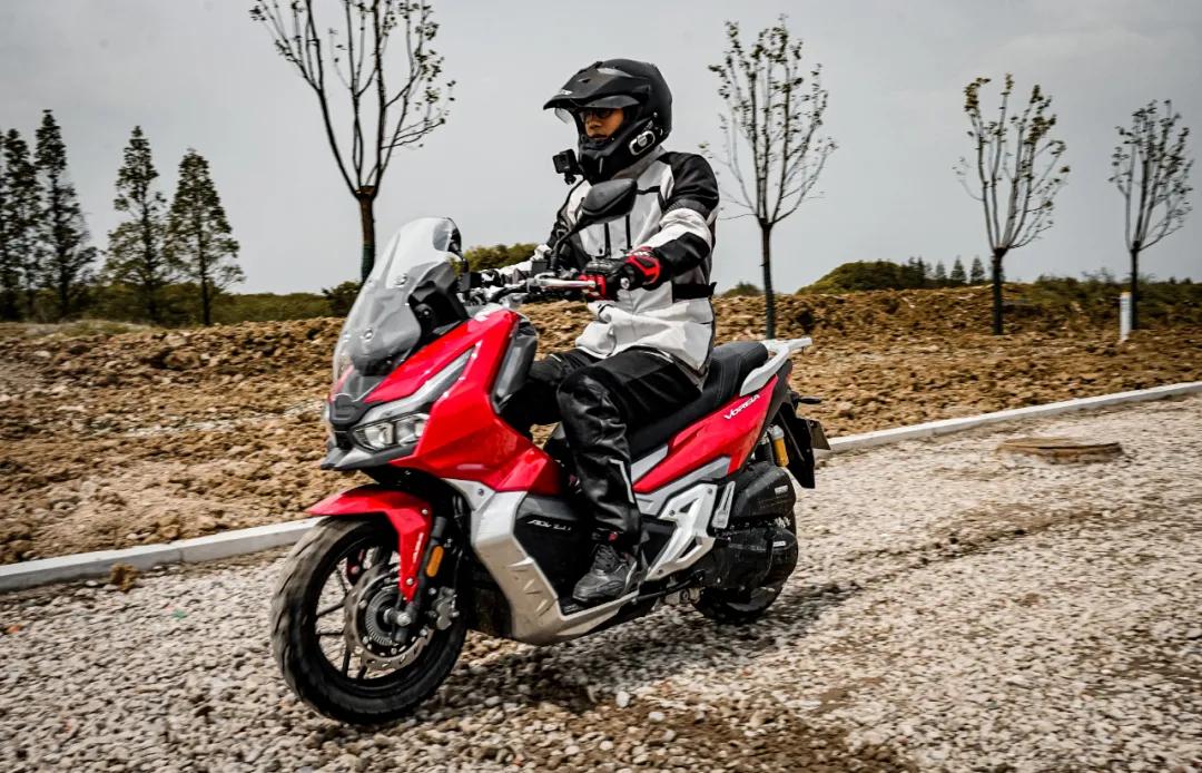 大阳ADV150胖虎试驾：真正的跨界踏板，兼顾城市越野可玩性极高