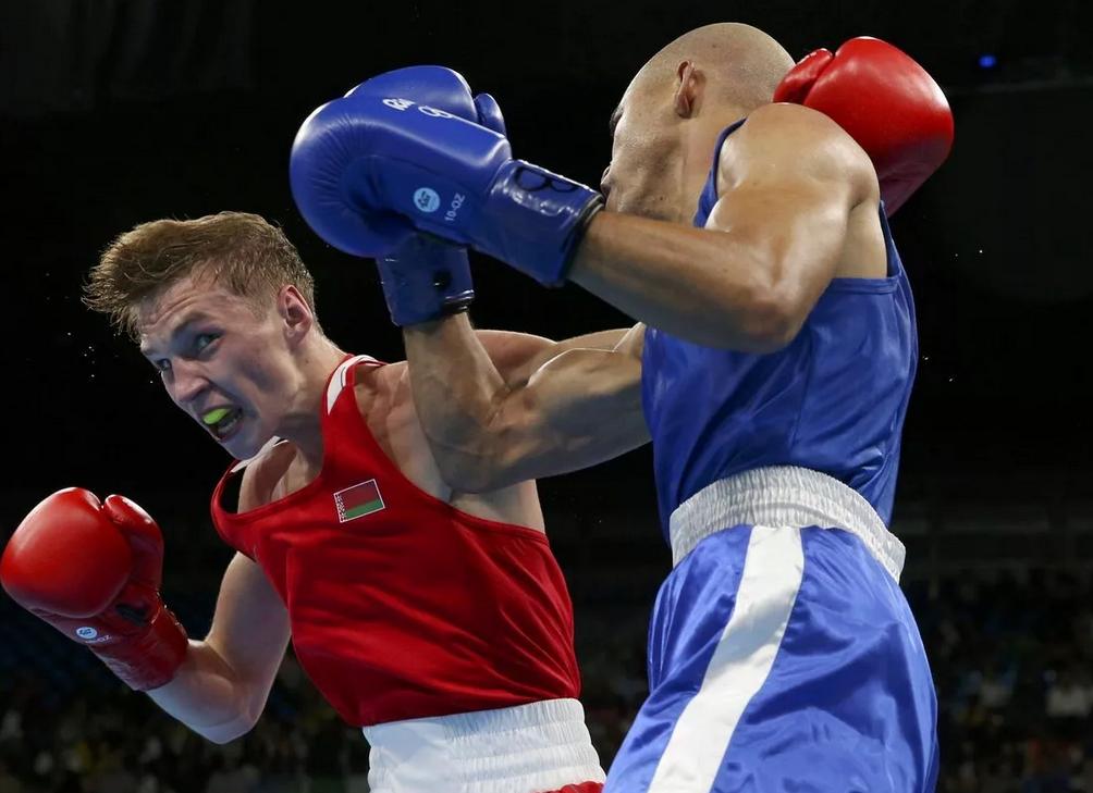 英雄出少年笑傲天地间,英雄出少年中国00后小将