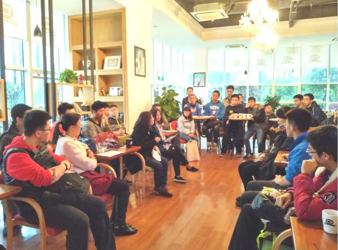 10大热门高薪专业,2022十大本科高薪专业