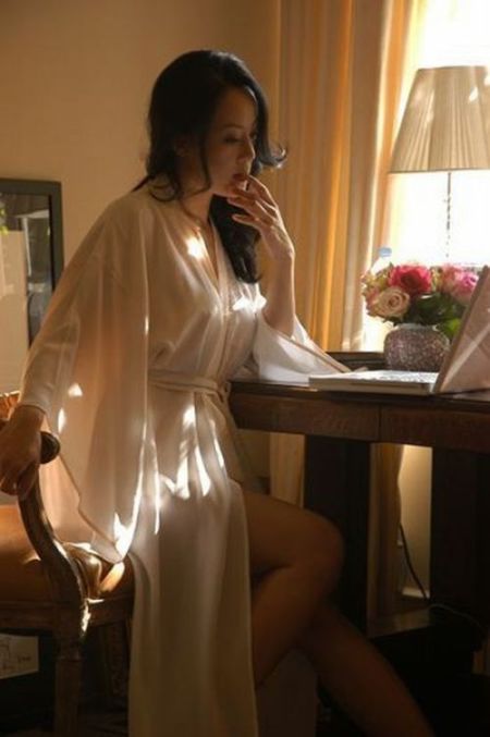 曾经亿万富豪破产娶了4个老婆,曾经负债几百万的女人