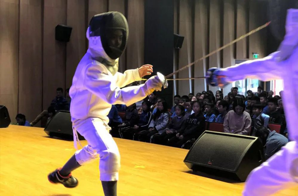 厦门买学区房好还是上私立好,厦门没买学区房能读公立学校吗