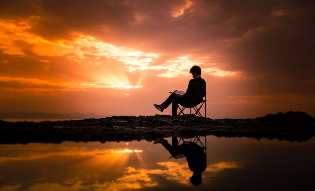 她把孩子“逼”到不爱读书，原来是这四件事没做好