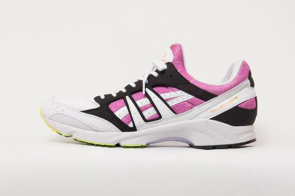 刘嘉玲穿运动鞋,54岁的刘嘉玲穿运动装登山