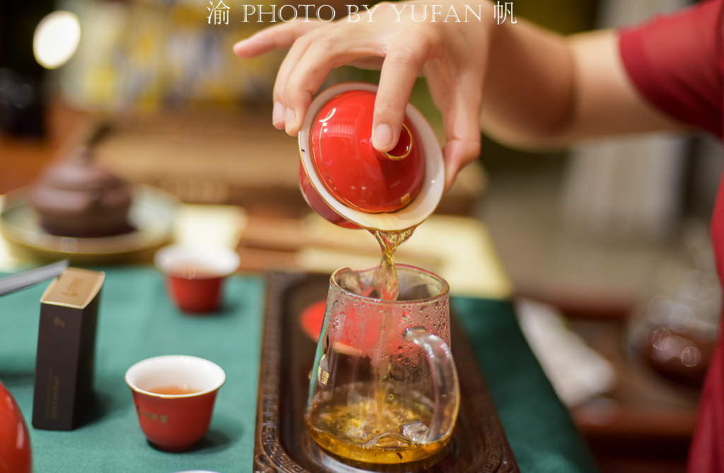 武夷山的茶女,并不是你想象的那样,她们活在茶中,以茶为乐