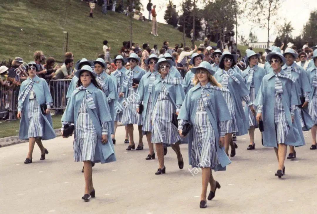 谁设计的奥运队服,奥运会战袍设计