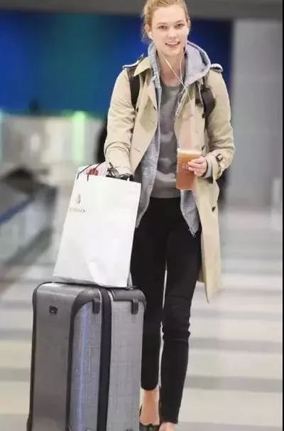 这个春天的美丽穿搭,韩系小姐姐中长款风衣搭配