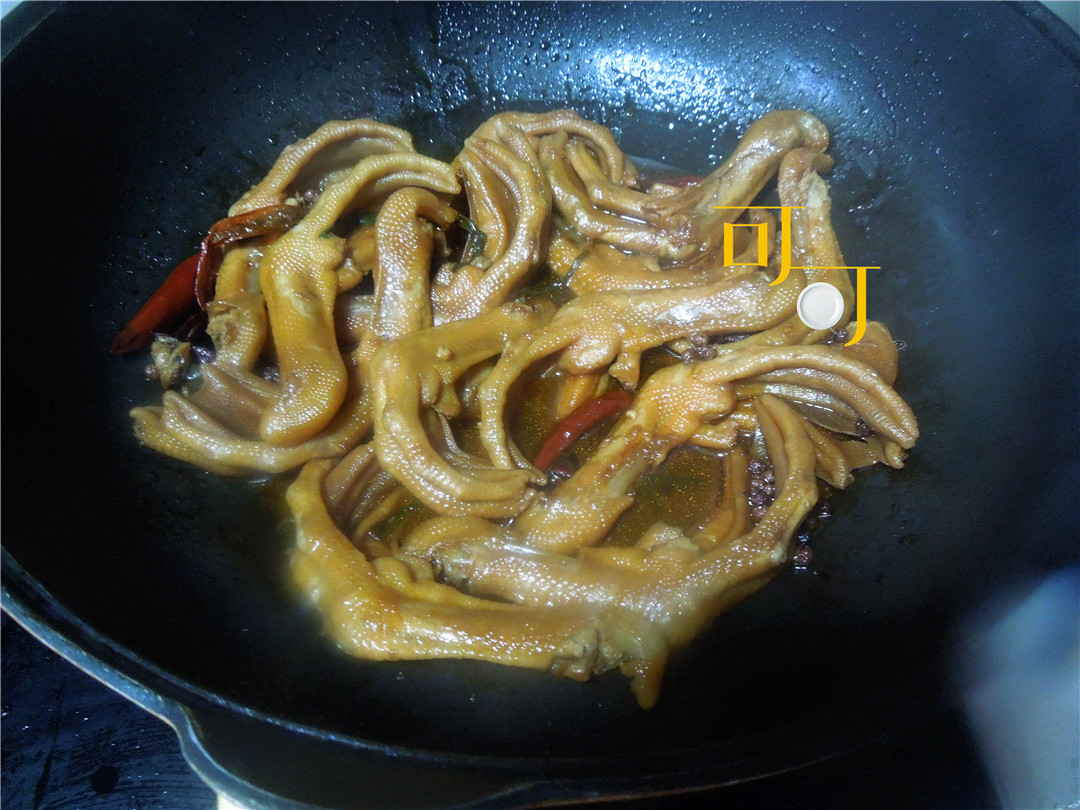 比鸡爪还好吃,卤鸡爪鸭掌做法