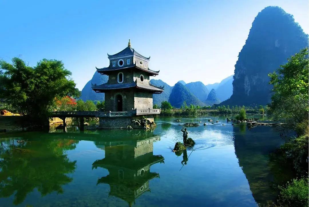 十一误入了桃花园的美好时光靖西旧州古城国庆中秋游园狂欢