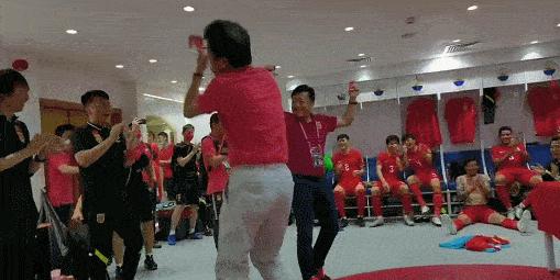 浜氳冻鑱斿啀鍙戞枃鍔涙尯涓浗瓒崇悆,浜氬啝鑱旇禌娉版腐