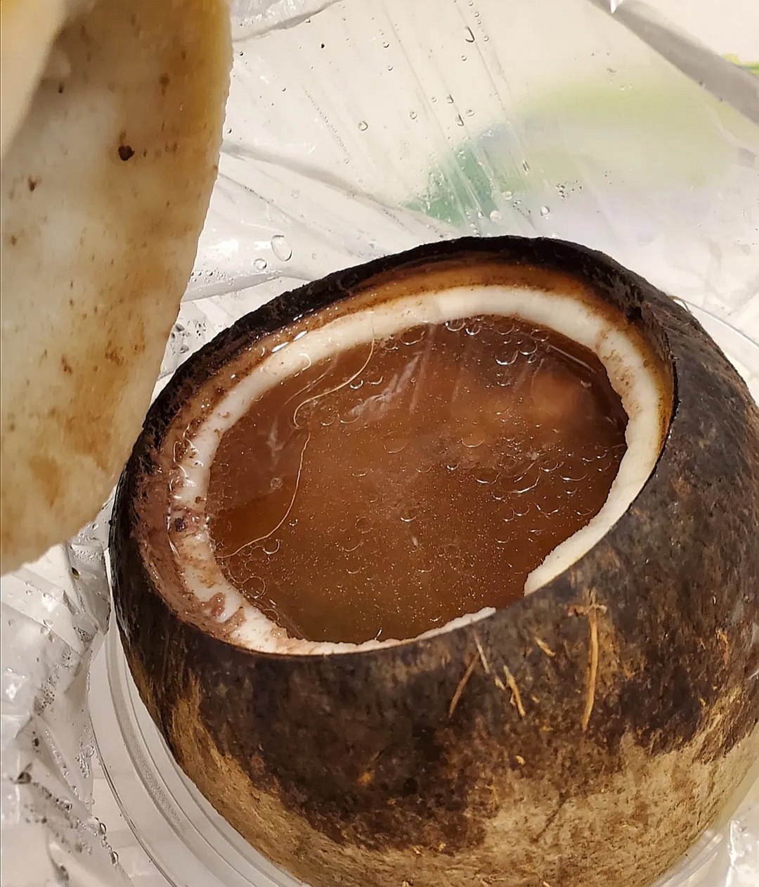 文明路这家近四十载的炖品老店，有几好味几乎每日老广都排长龙？