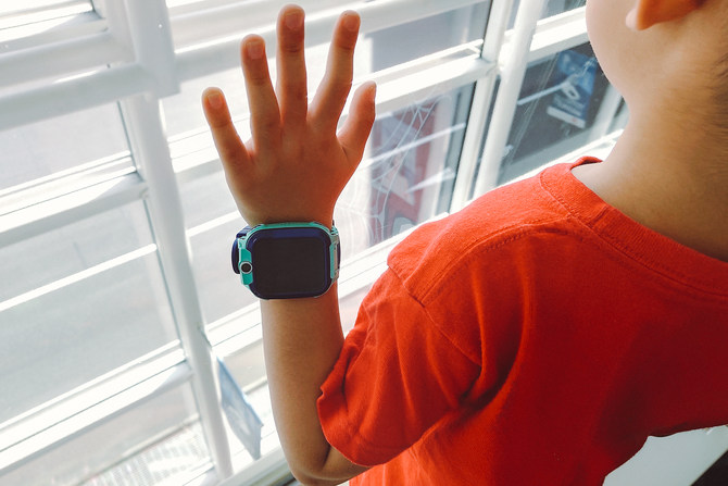 带孩子去买小天才电话手表z5,小天才电话手表z5的功能可听故事