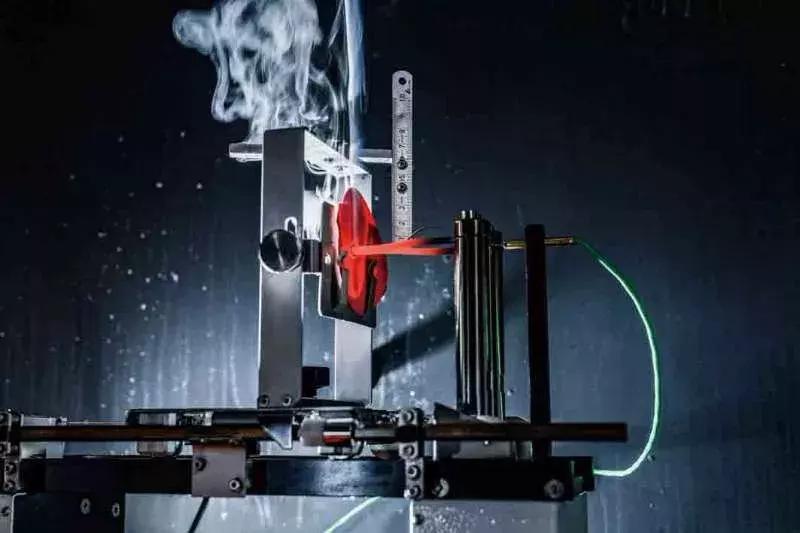 新能源车塑料,新能源汽车行业塑料制品