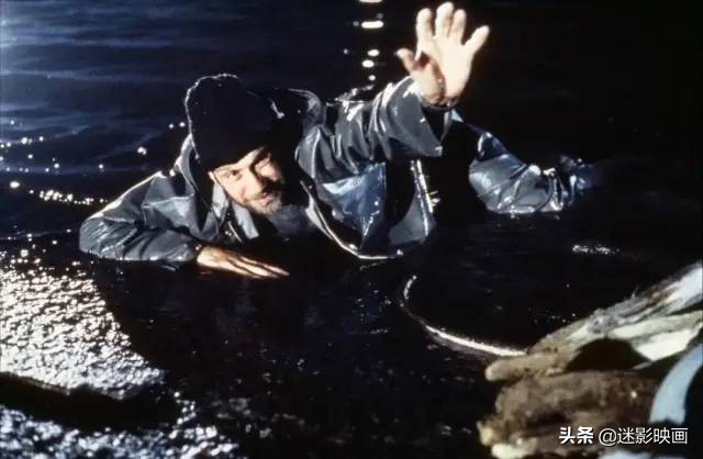 33年前的邪典片，水鬼杀人成童年阴影，这尺度居然能在国内上映