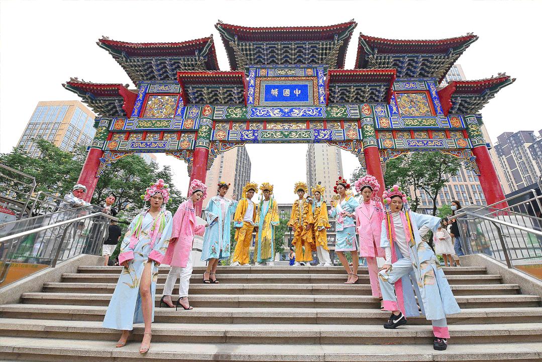 西安最新的街区,西安的国潮风格街区