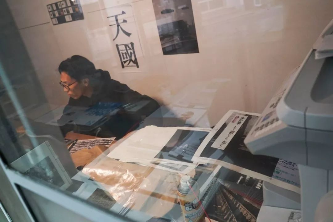 日本每年3万人自杀,韩星自杀成风…他探访3大自杀圣地,让人心惊