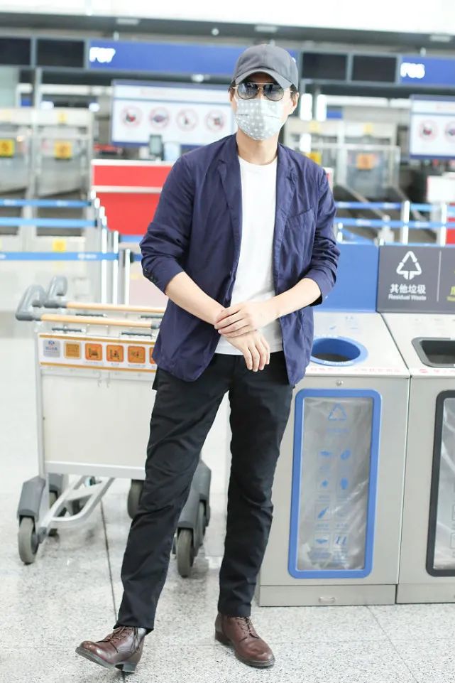 靳东西装穿搭,靳东成熟穿搭