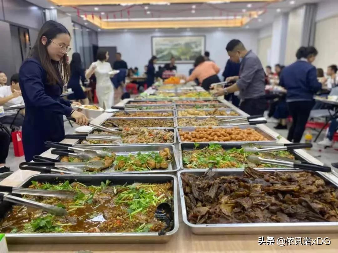 上善若水至柔至坚,上善若水从善如流的意思