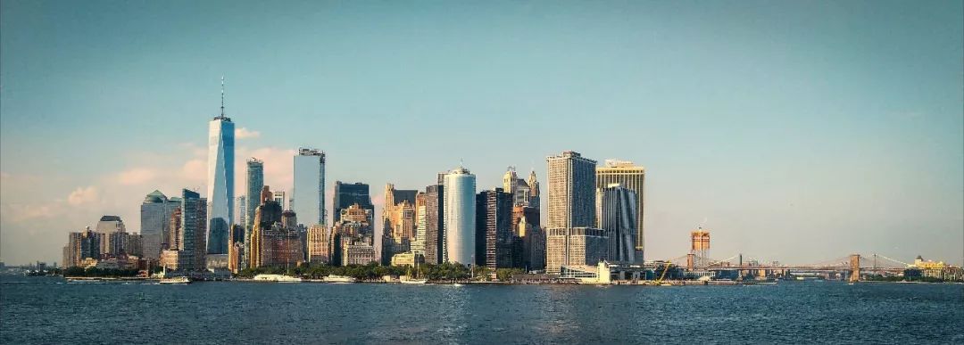 历史上的今天——1626年5月24日，荷兰人从印第安人那买下曼哈顿