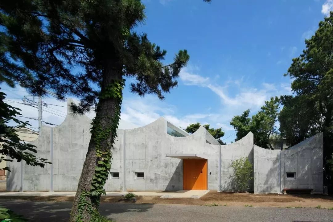 买不起大房子，日本教授为妻子造18m²“豪宅”当生日礼物.......