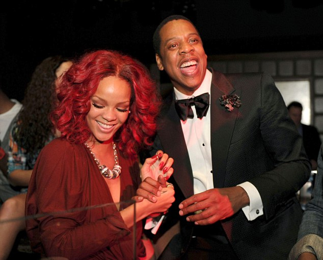 山东天后蕾哈娜带货,采访蕾哈娜被问山东天后