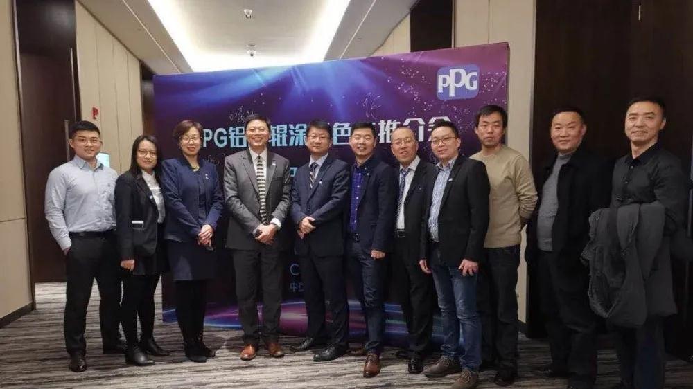 英雄联盟全球总决赛rng零封三星,上海英雄联盟全球总决赛现场