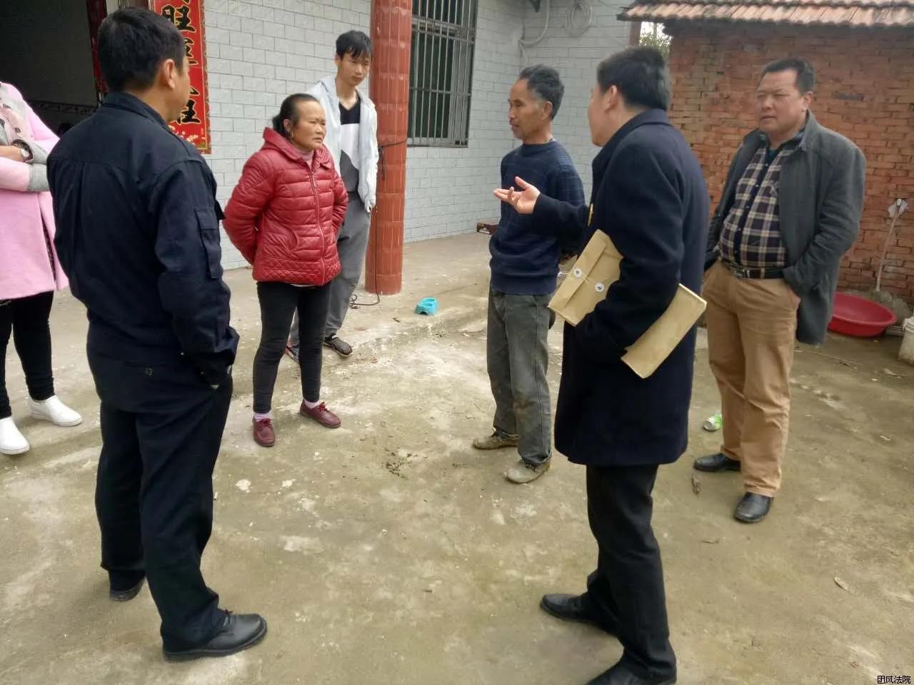 如何对付农村闹腾的邻居,农村遇到胡搅蛮缠的邻居怎么办