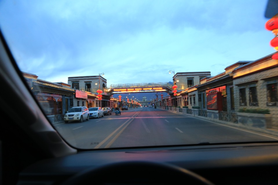 西藏旅游川进青出16天环线攻略,盘点西藏自驾游9条经典线路