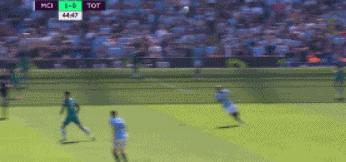 孙兴慜单挑曼城后场：踩油门狂飙40米+5人围堵！差点又造神球