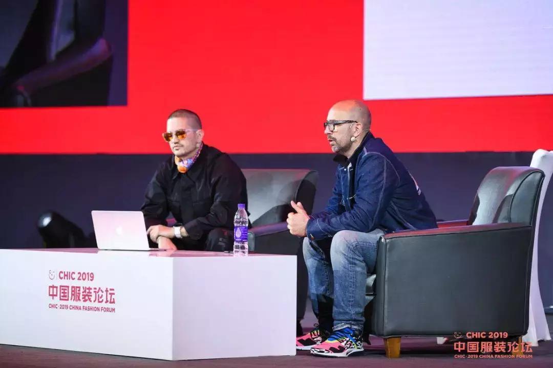 2019涓浗鏈嶈澶т細,2018涓浗鏈嶈璁哄潧