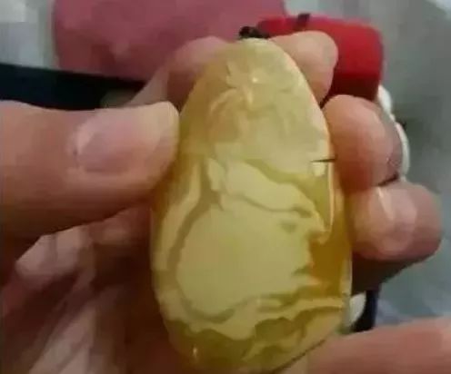 蜜蜡首饰十大克星,佩戴蜜蜡的注意事项