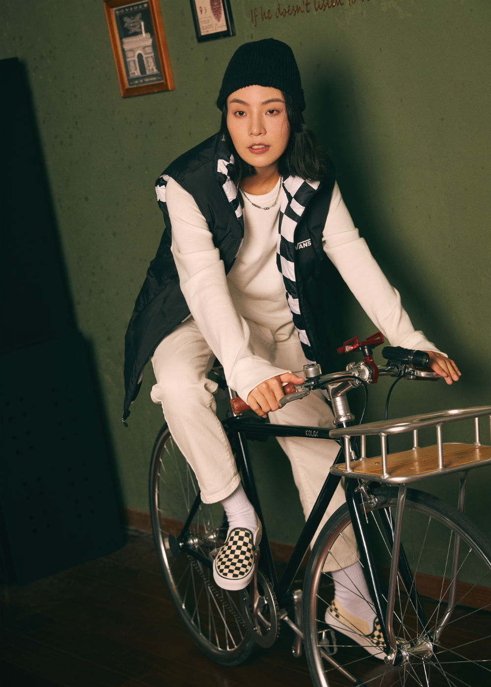 vans推荐高颜值神鞋,vans白色绣花鞋子