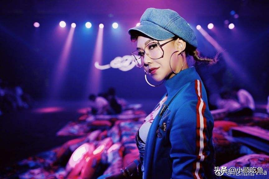 第一位星女郎,第一位被封杀的艺人