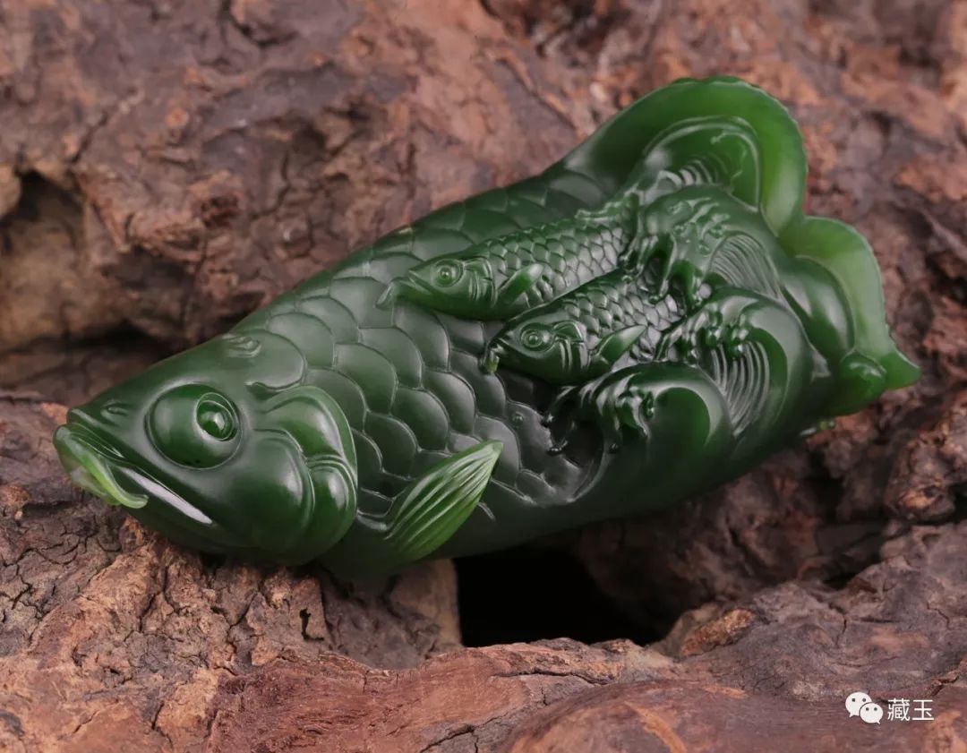 碧玉翠绿和菠菜绿的区别,碧玉菠菜绿是很暗的绿吗