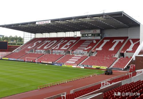 绿茵足球往事1,绿茵往事