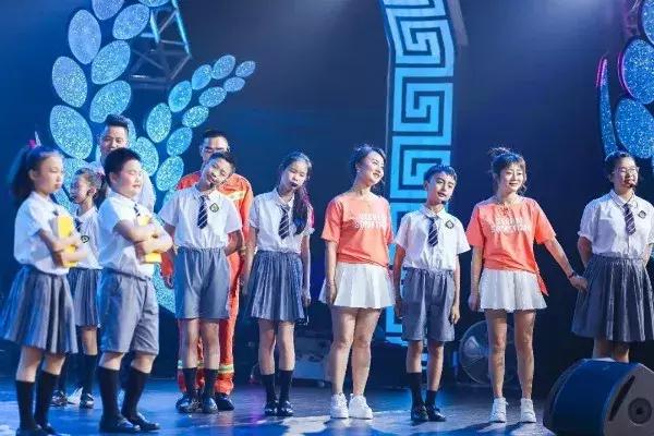 成都十八中学过六一儿童节,各学校精彩纷呈庆六一